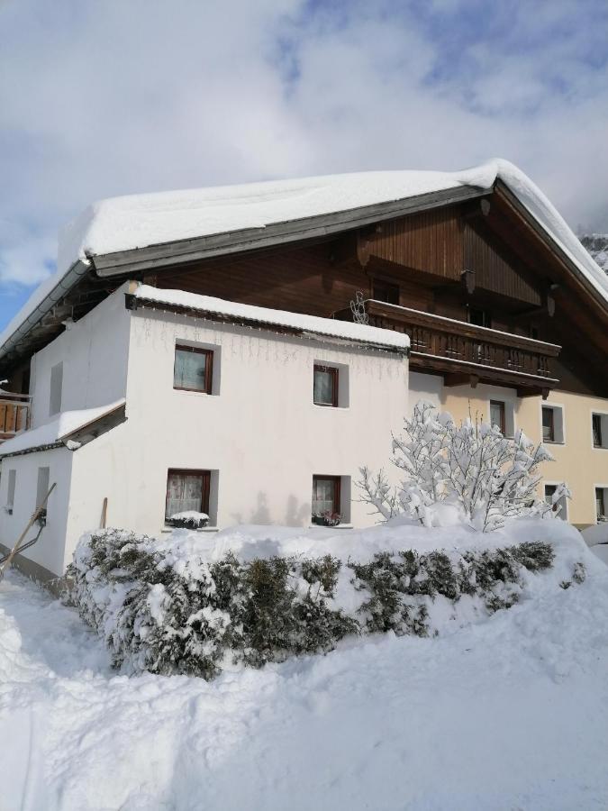 Ferienhaus Schoepf - Die Hoamat Längenfeld Exterior foto